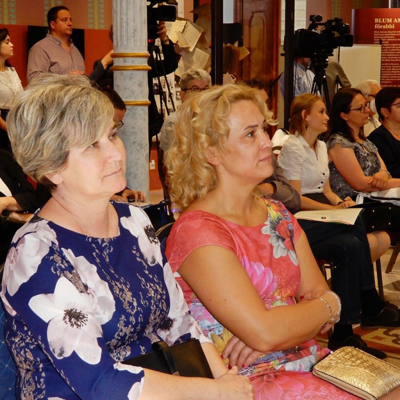 Átadták a felújított zsinagógát 18